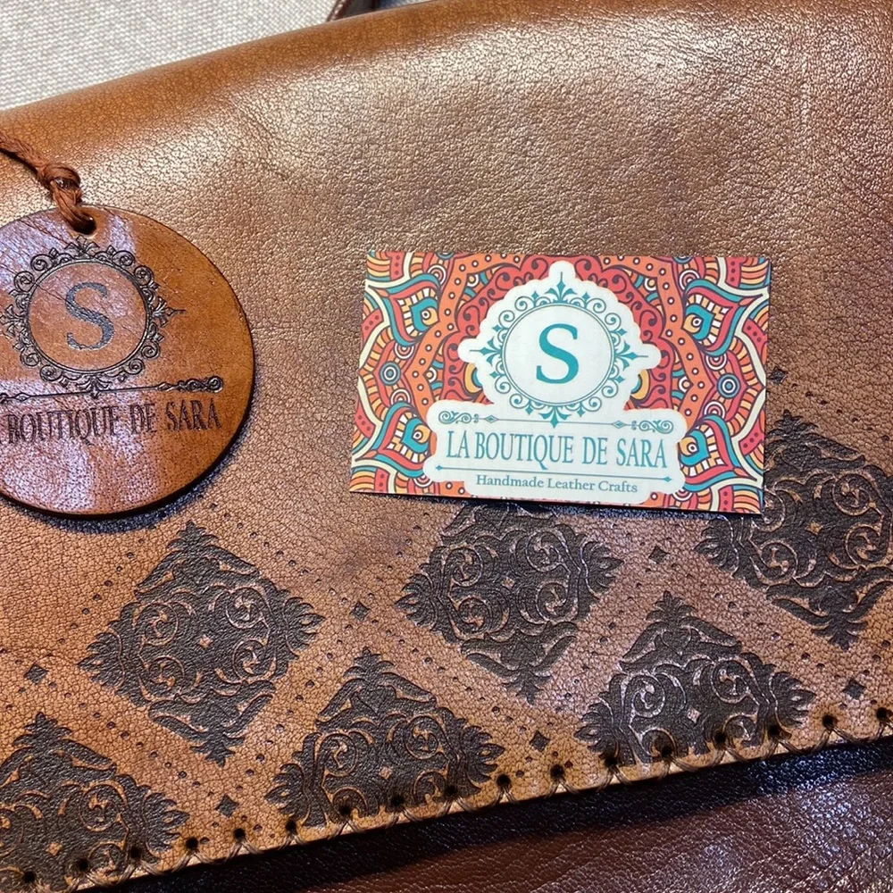 La Boutique De Sara Crossbody Leather Bag. Brand new with tag
